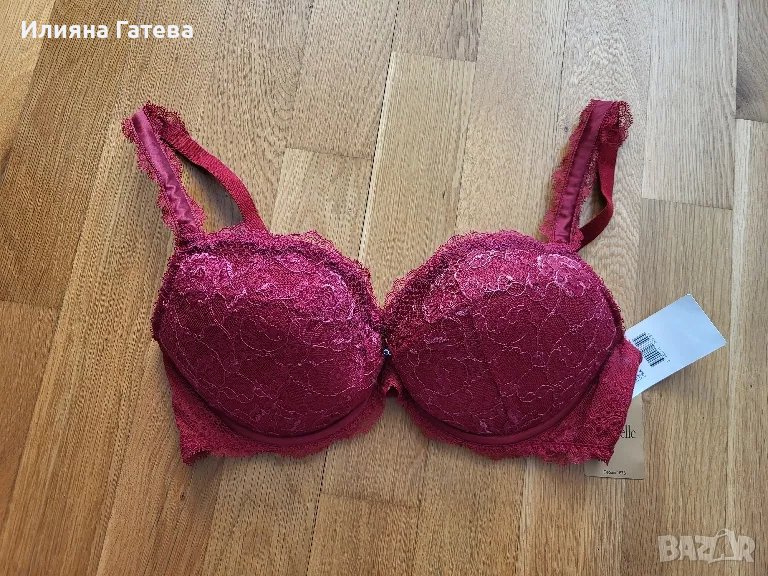 Нов сутиен Chantelle 36D UK/80D EUR, снимка 1
