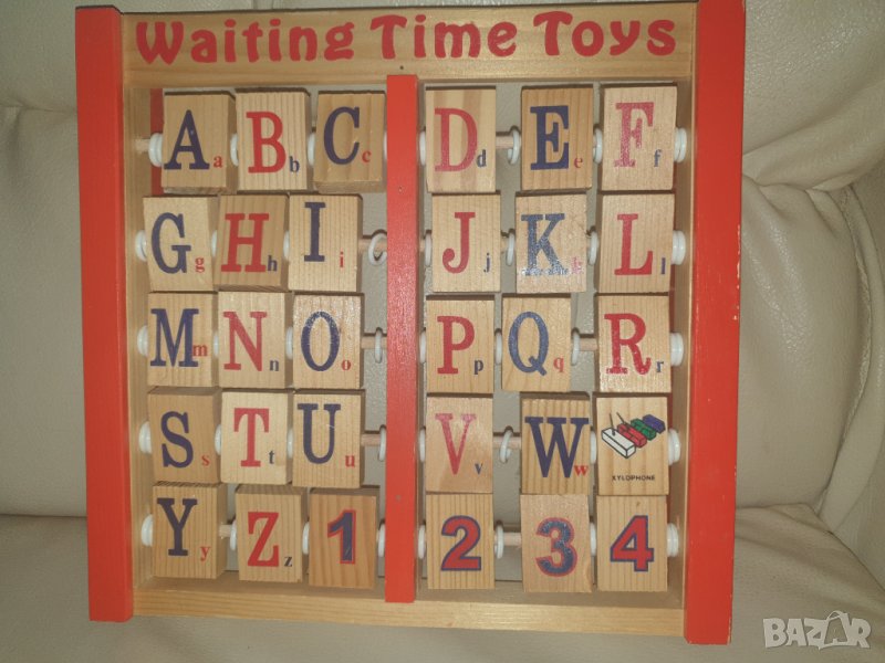 Дървена въртележка азбука на английски и числа, снимка 1