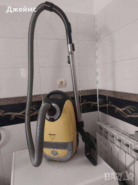 Прахосмукачка Miele Complete C2 Celebration , снимка 1