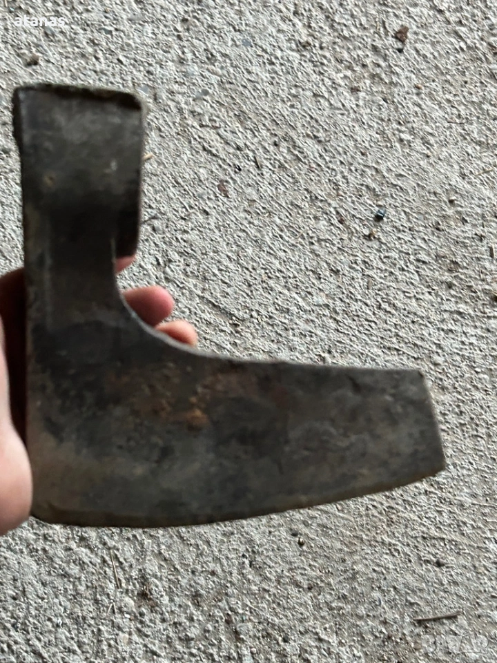 Масивна брадва, снимка 1