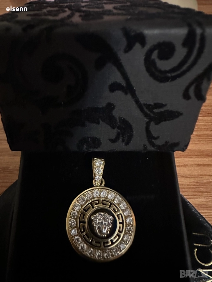 Златна Висулка Versace,, снимка 1