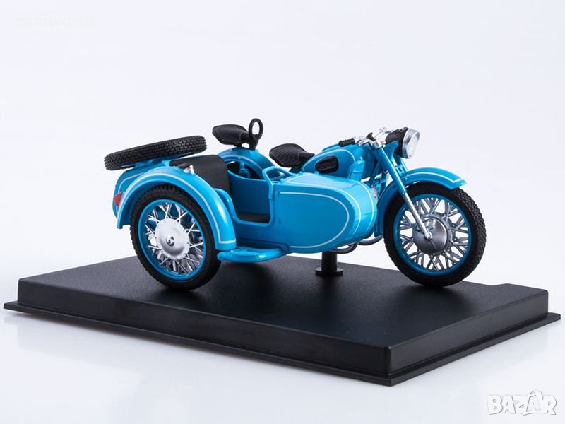 К-650 Днепър мотор с кош 1968 - мащаб 1:24 на Наши мотоцикли моделът е нов в блистер, снимка 1