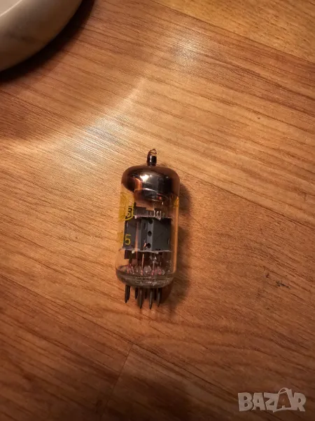 Радиолампа, радиолампи - PCC85 нова - възстановете вашета вярна и дългослужила техника ., снимка 1