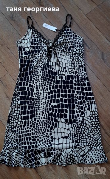 Дамска къса рокля, снимка 1