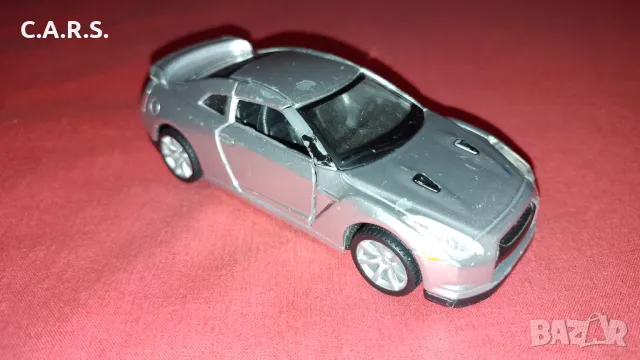 Nissan GT-R 2009 Maisto - silver - Мащаб 1:40, снимка 5 - Колекции - 49344739