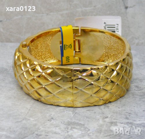 Дамски часовник Q&Q F187-010Y, снимка 4 - Дамски - 29484397