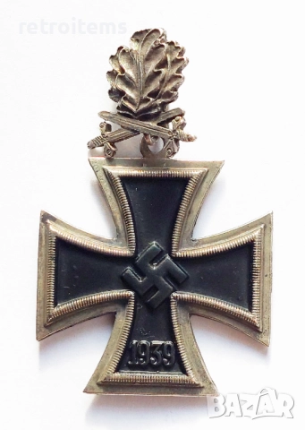 WW2 3 Райх, Рицарски кръст с дъбови листа и мечове, снимка 3 - Антикварни и старинни предмети - 51990876