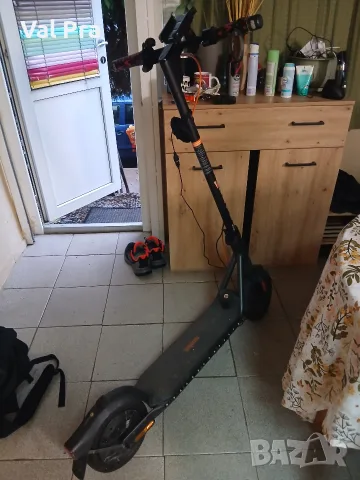 Електрически скутер Ninebot Segway, снимка 3 - Скутери и тротинетки - 56487496