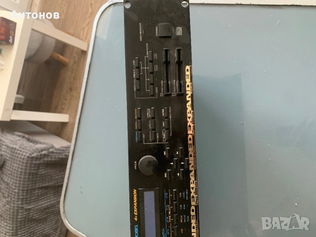 Roland Super JV-1089, снимка 3 - Ресийвъри, усилватели, смесителни пултове - 54300852