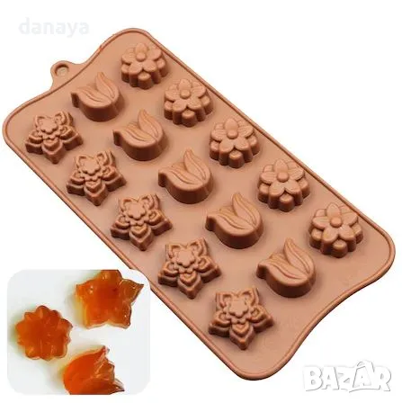 3581 Силиконова форма за бонбони и лед цветя