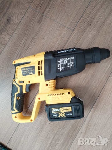 Безчеткови акумулаторни машини 4 в 1 винтоверт гайковерт ъглошлайф перфоратор с четири батерии ., снимка 6 - Други инструменти - 51357395