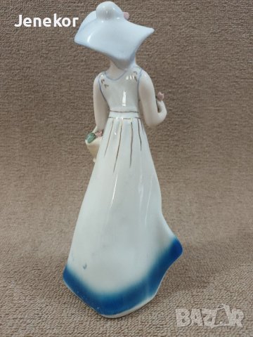 Статуетка Crown Regal , снимка 3 - Антикварни и старинни предмети - 40598116