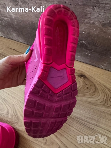 Оригинални маратонки Nike циклама, снимка 3 - Маратонки - 51916552