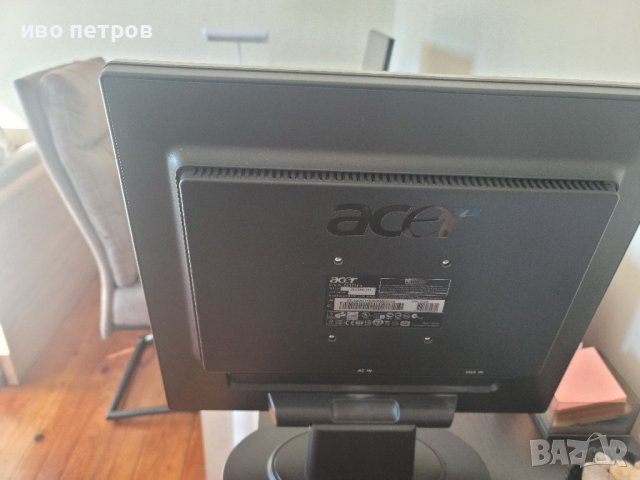 Монитор Acer, снимка 3 - Монитори - 39724761