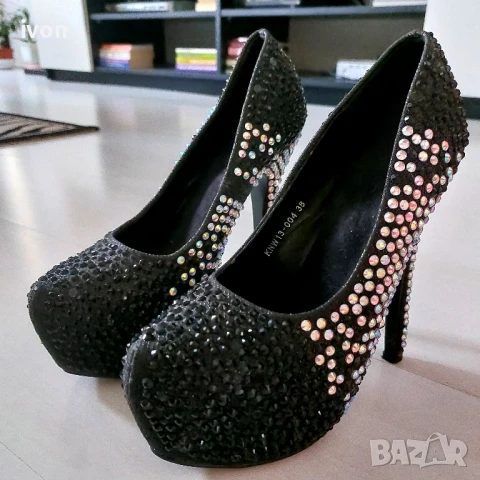 Дамски обувки, снимка 3 - Дамски обувки на ток - 50824788