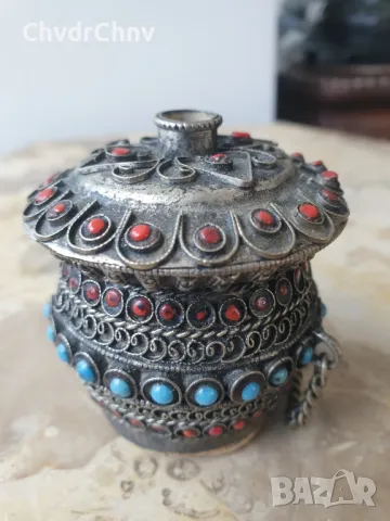 Корали върху сачан сребро 200гр/стара будистка-тибетска сребърна молитвеница с ръкопис-свитък, снимка 4 - Антикварни и старинни предмети - 50389516