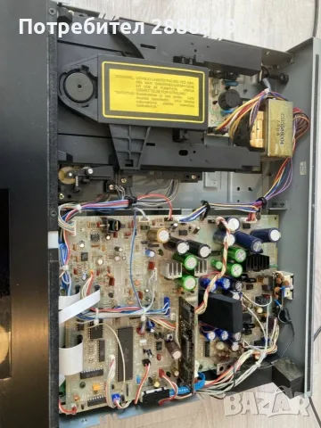 Denon Compact Disk Player DCD-1700 много добро качество, снимка 2 - Аудиосистеми - 56471800