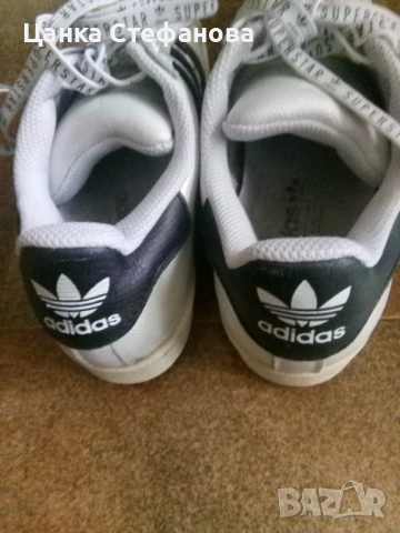 Дамски маратонки,, Adidas,,, снимка 2 - Маратонки - 52535503