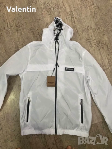 Ветровки Burberry, The North Face, Canada goose 