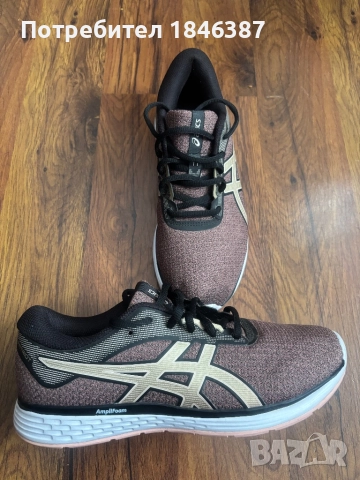 Дамски маратонки Asics номер 38