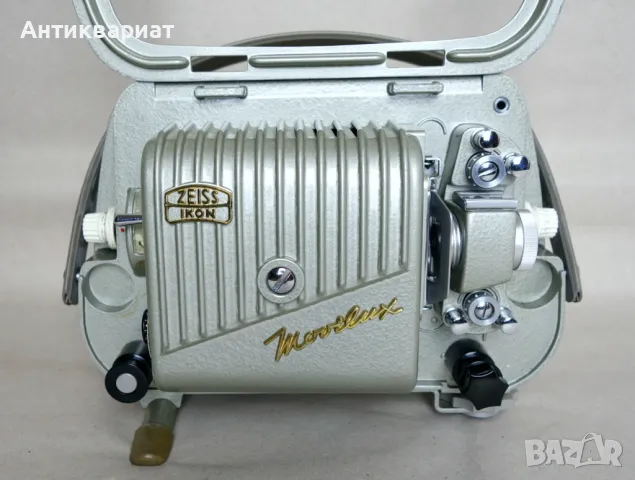 Преносим, портативен, работещ прожекционен апарат Zeiss Ikon Movilux / Germany, снимка 4 - Плейъри, домашно кино, прожектори - 49092343