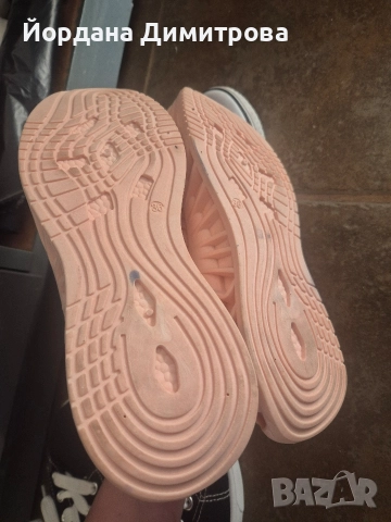нови дамски розови маратонки, снимка 3 - Дамски ежедневни обувки - 52811591