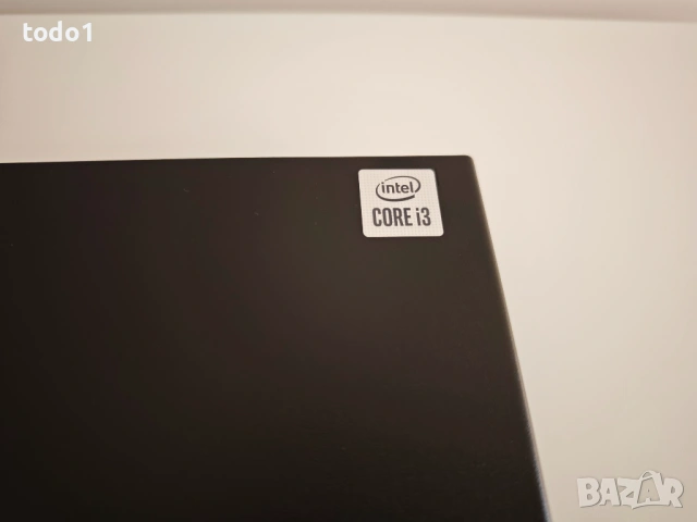 Lenovo ThinkCentre M70q Tiny Desktop i3-10100T/PCIe 256GB/8GB, снимка 4 - Работни компютри - 53986240