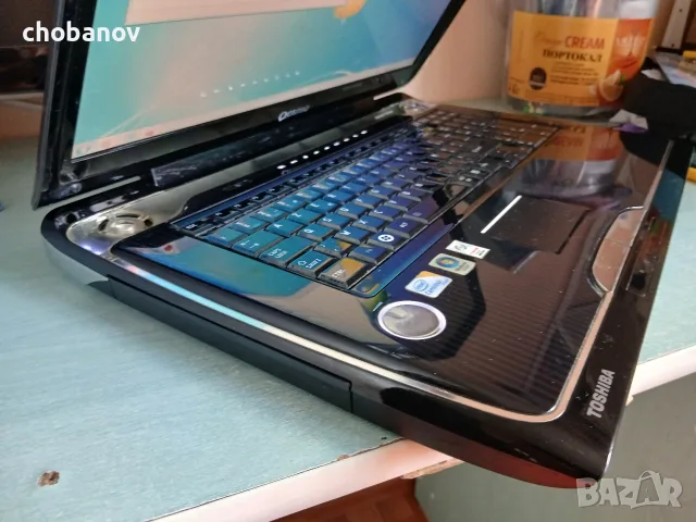 18.4" Ретро флагман Toshiba Qosmio G50-132 / 4GB RAM / 400GB HDD / Здрава батерия, снимка 16 - Лаптопи за дома - 56245804