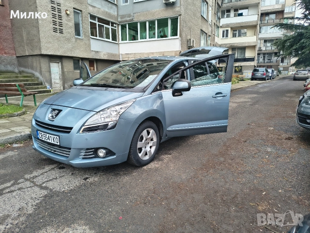 Peugeot 5008 1.6 бензин 2012 г.