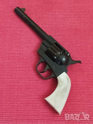 Стара играчка пистолет с капси, Италия. 