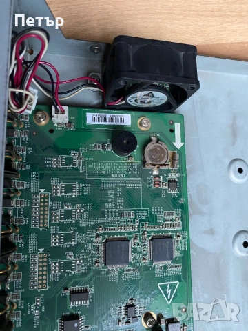 DVR HIKVISION DS-7216HFI-SH/A, снимка 6 - Други - 53962969