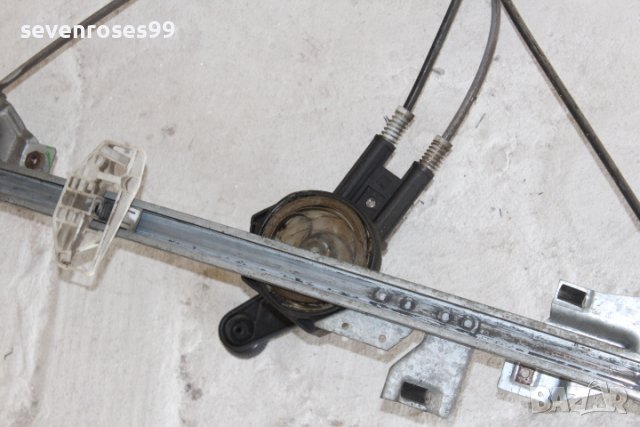 Машинка стъкло дясна врата ръчна Пежо Партнер 2008 1.9d Peugeot Partner Citroen Berlingo, снимка 3 - Части - 42450446