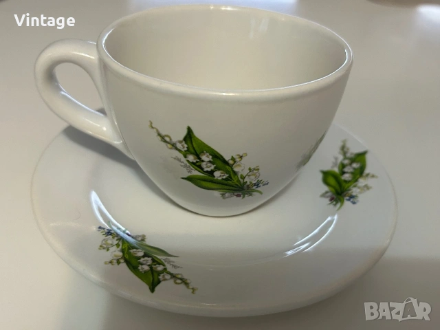 Красив белоснежен порцеланов сервиз с момини сълзи , снимка 6 - Сервизи - 53988972