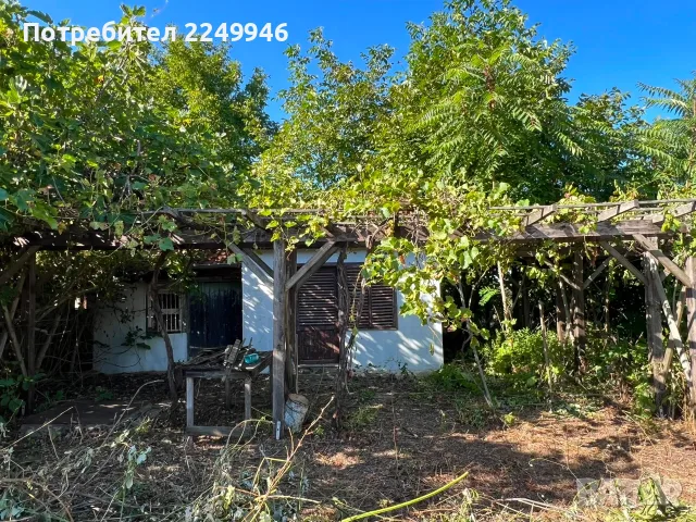 продавам парцел в Каварна,местност "Старите лоза"