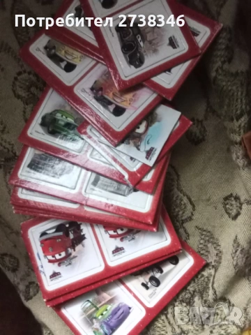 Пъзел с ретро коли анимационни герои 