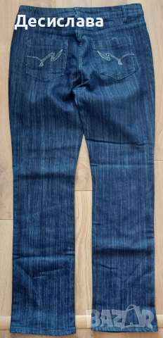 Дамски дънки 33 номер M-L, снимка 2 - Дънки - 51483998