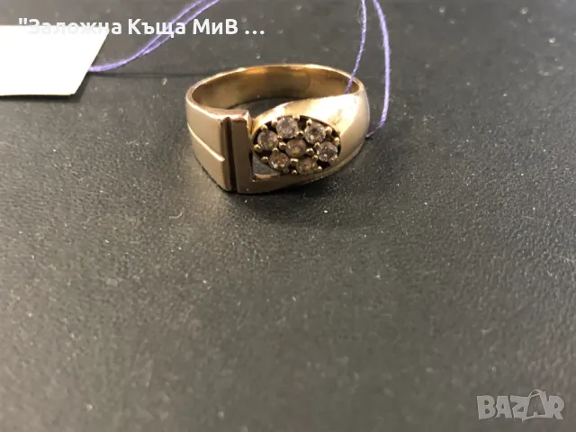 Златен дамски пръстен размер 51 4.4гр 14к , снимка 2 - Пръстени - 48422921