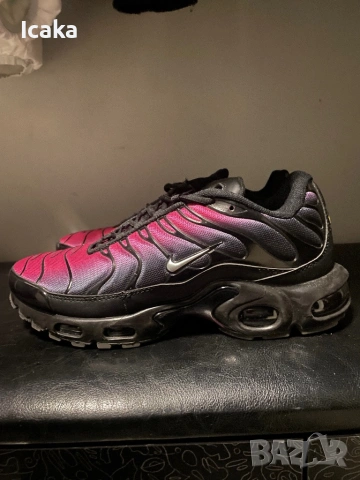 Обувки Nike air max plus , снимка 2 - Маратонки - 54015896
