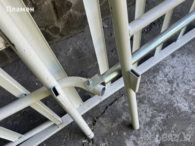 Италианско Сглобяемо легло с подигане от кръста нагоре с манивела. Гледане на лежащо болни хора!