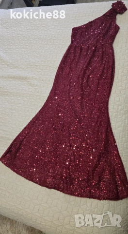 Дълга рокля в тъмно червен цвят , снимка 2 - Рокли - 53005151