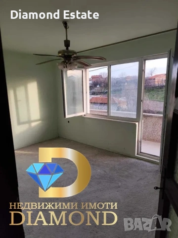 Триетажна вила в село Въгларово, обл. Хасково, снимка 9 - Вили - 53885564