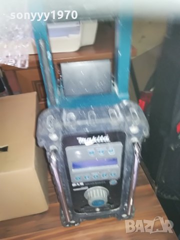 makita profi radio с зарядно и батерия-внос англия, снимка 8 - Радиокасетофони, транзистори - 29894648