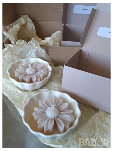 Комплект от 2 ароматни свещички, снимка 4 - Декорация за дома - 54312284