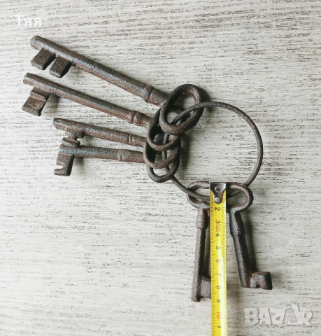 Стари големи ключове , снимка 4 - Антикварни и старинни предмети - 52720244