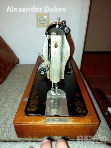 Шевна Машина 60те Ретро Руска Реплика на части, снимка 12 - Шевни машини - 52776580