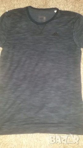 Продавам оригинална тениска ADIDAS, снимка 1 - Тениски - 37588201