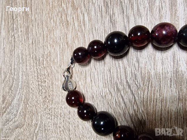 Уникална огърлица от Черен Турмалин,Червен Гранат,Шунгит и Чери Кехлибар , снимка 2 - Други - 38775203