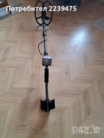 Металотърсач ,металдетектор Тесоро Вакуеро, снимка 4 - Друга електроника - 54026569