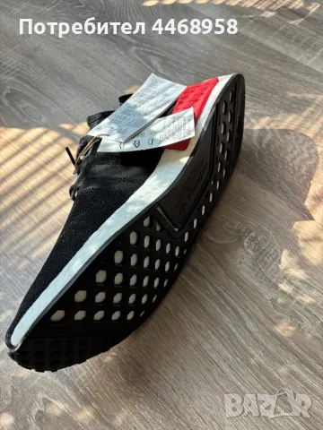 Обувки Adidas NMD R1 45 номер, снимка 4 - Маратонки - 50236538