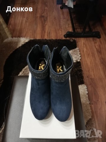 Продавам дамски боти от велур, снимка 5 - Дамски боти - 32054067